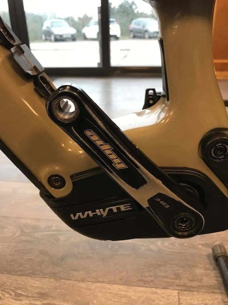 EX DEMO Whyte E-Lyte 150 Works Large Electric Bike 2024 Gloss Olive/UD Carbon-3