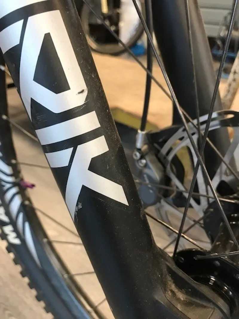 Ex Demo Whyte E-Lyte150 RSX Large Electric Bike 2024 Gloss Silver/UD Carbon-2