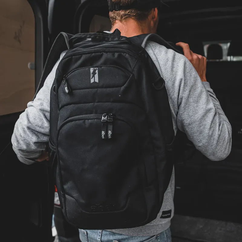 Albek Whitebridge Backpack Covert Black-3