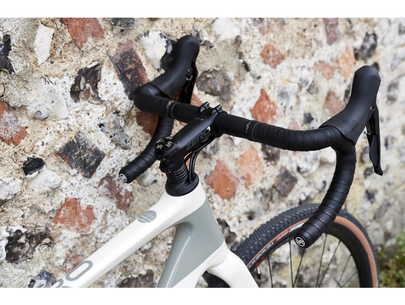 Orro Terra C 105 Hydro Gravel Bike 2022 Chalk-1