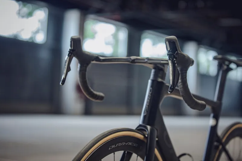 Shimano Dura-Ace ST-R9270 Di2 STI Hydraulic Disk Brake Lever/BR-R9270 Flat Mount Calliper Black-9