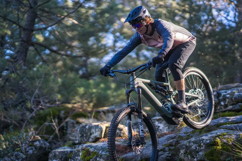 Specialized Levo Comp Alloy Electric Mountain Bike 2022 Red/Black-1