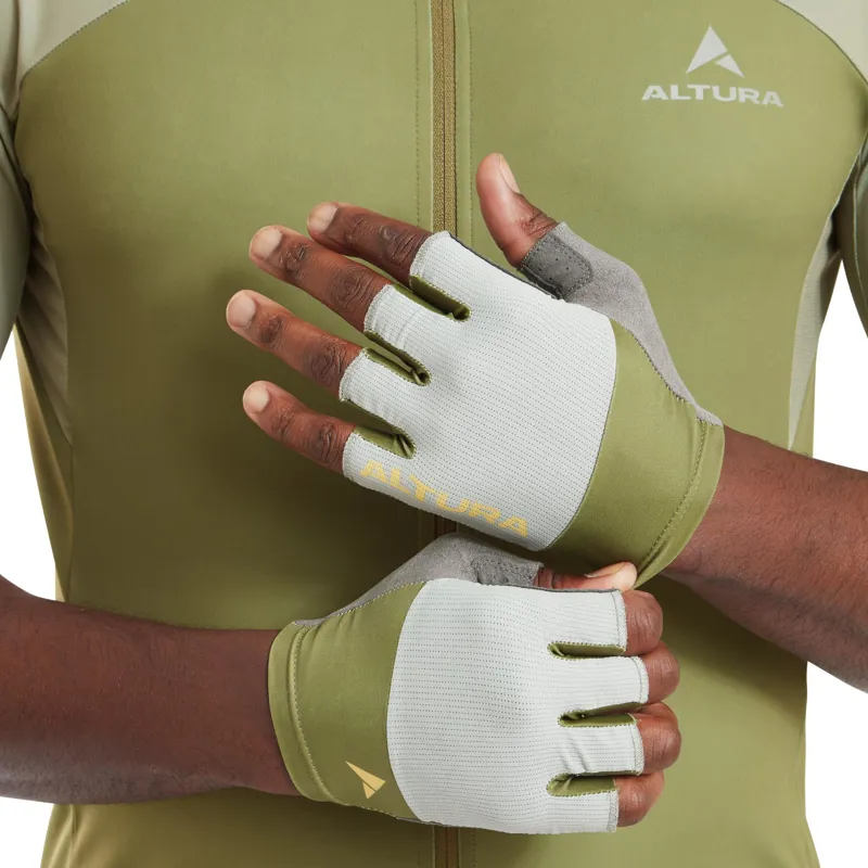 Altura Airstrea Mitt Olive-2