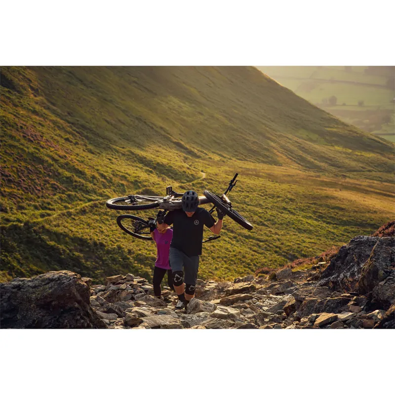 Altura Dales Tech Tee Navy -11