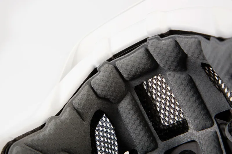 Endura Hummvee Plus MTB Helmet Black-4