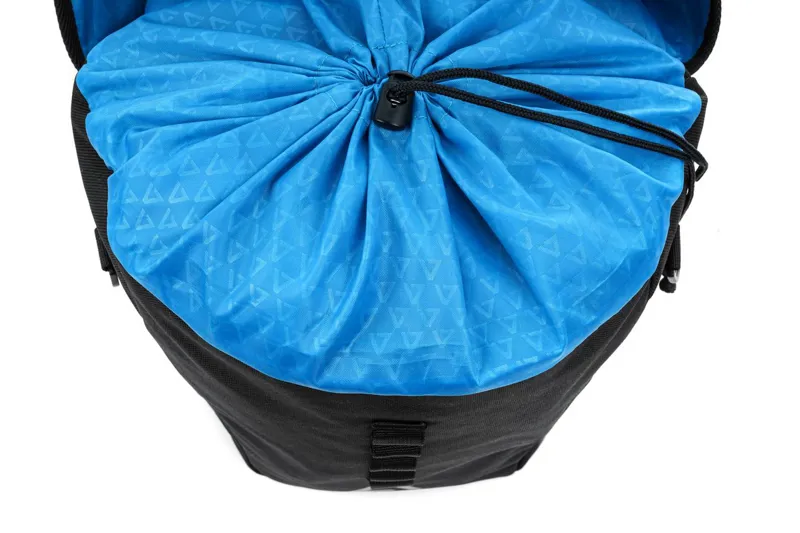 Cube Acid Pannier Bag City 20 Black-6