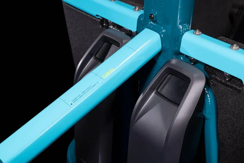 Cube Cargo Hybrid 500 electric Bike Blue Lime-3