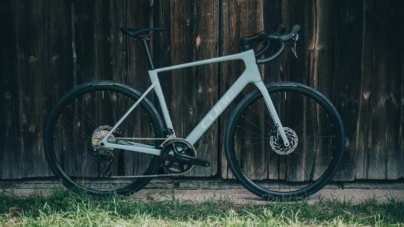 Cube Attain C62 Race Road Bike 2026 Skylight Blue/Cyan-1