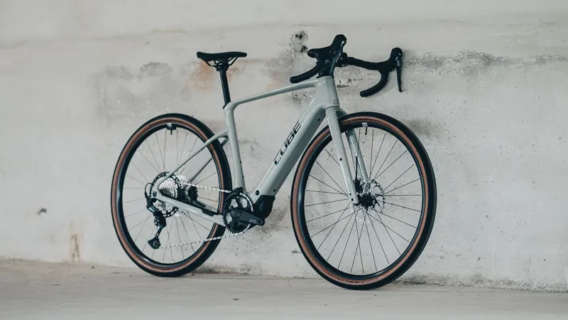 Cube Nuroad Hybrid C62 Race 400X Electric Bike 2026 Reed Beige/Black-1