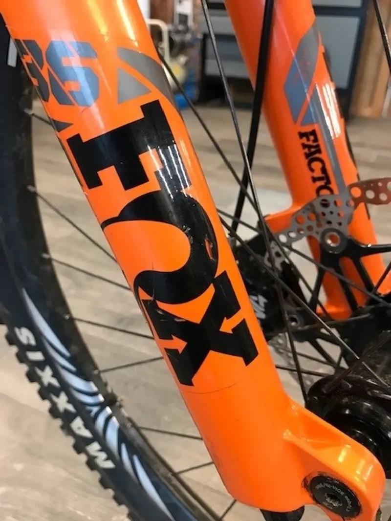 EX DEMO Whyte E-Lyte 150 Works XL Electric Bike 2024 Gloss Olive/UD Carbon-3