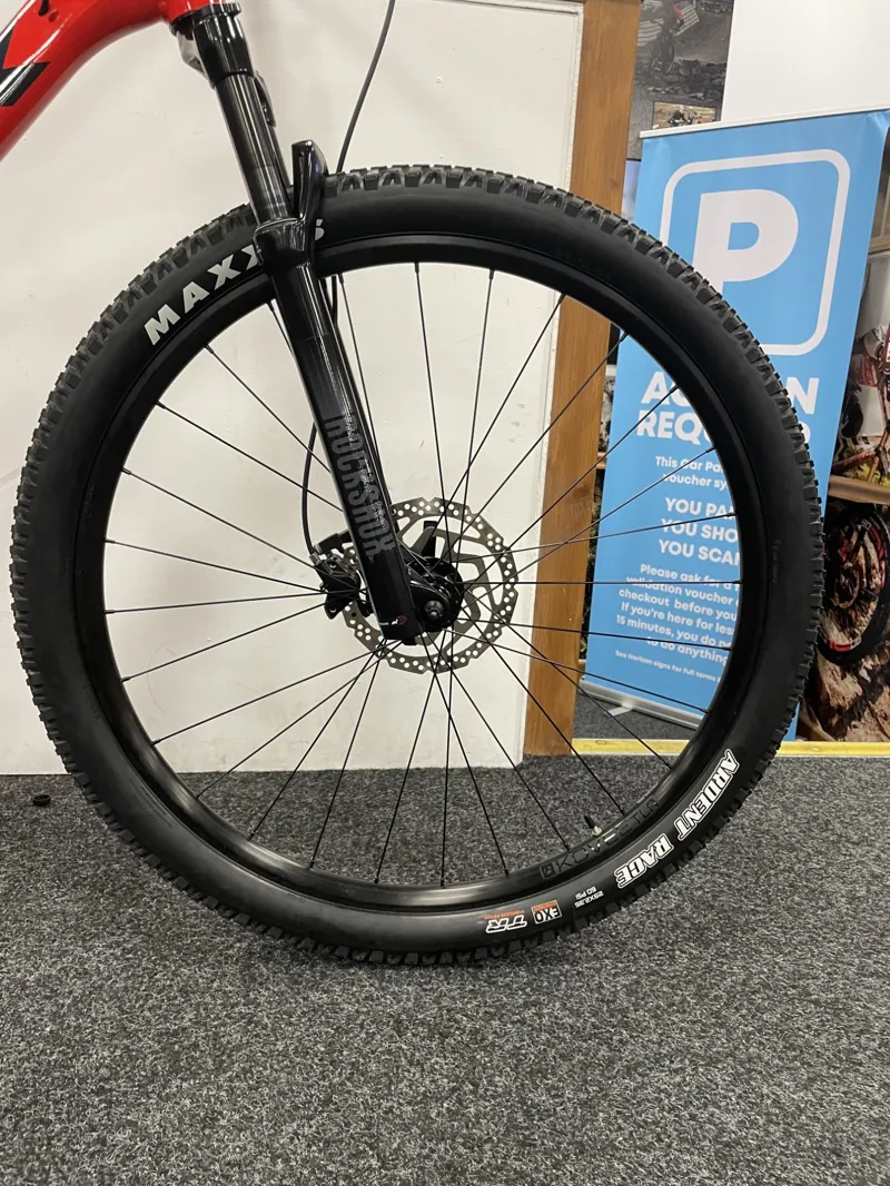 Ex Display Trek Marlin 8 XL Mountain Bike 2022 Gloss Radioactive Red/Nautical-2