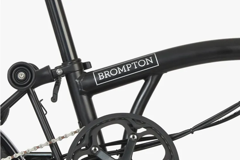 Brompton Electric C-Line Explore Mid Bar Folding Bike 2023 Black-5