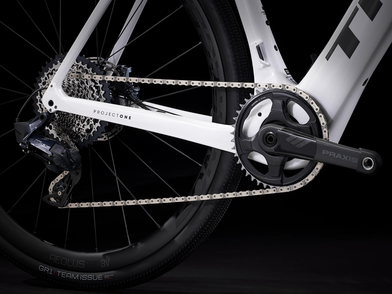 Trek Domane+ SLR 7 eTap Electric bike 2023 Crystal White-5