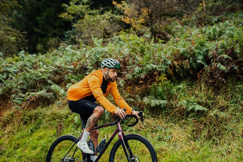 Madison Freewheel Windproof Packable Jacket Mango Orange-2