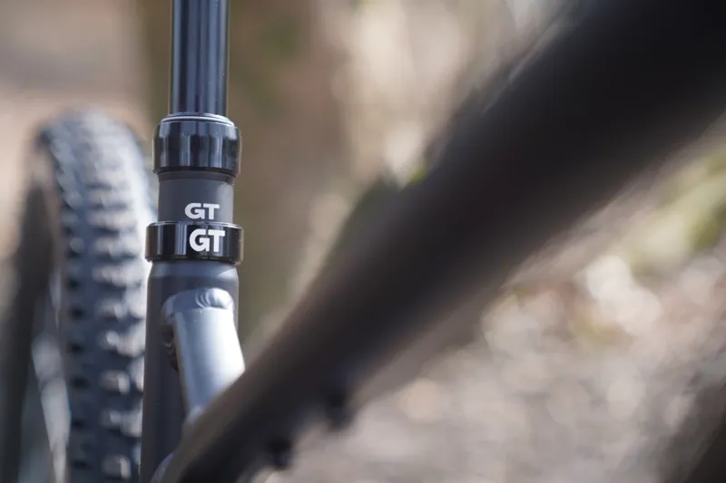 GT Sensor Comp Alloy Trail Mountain Bike 2024 Matte Black-9