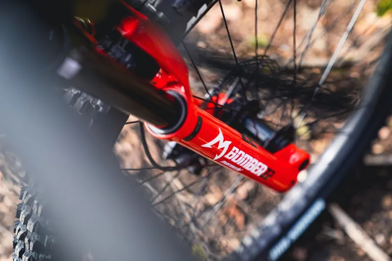 GT Sensor Comp Alloy Trail Mountain Bike 2024 Matte Black-6