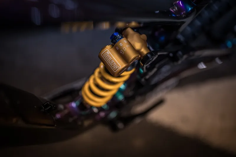 Hope HB916 XX1 AXS Custom H2 Mountain Bike 2023 Chameleon-8