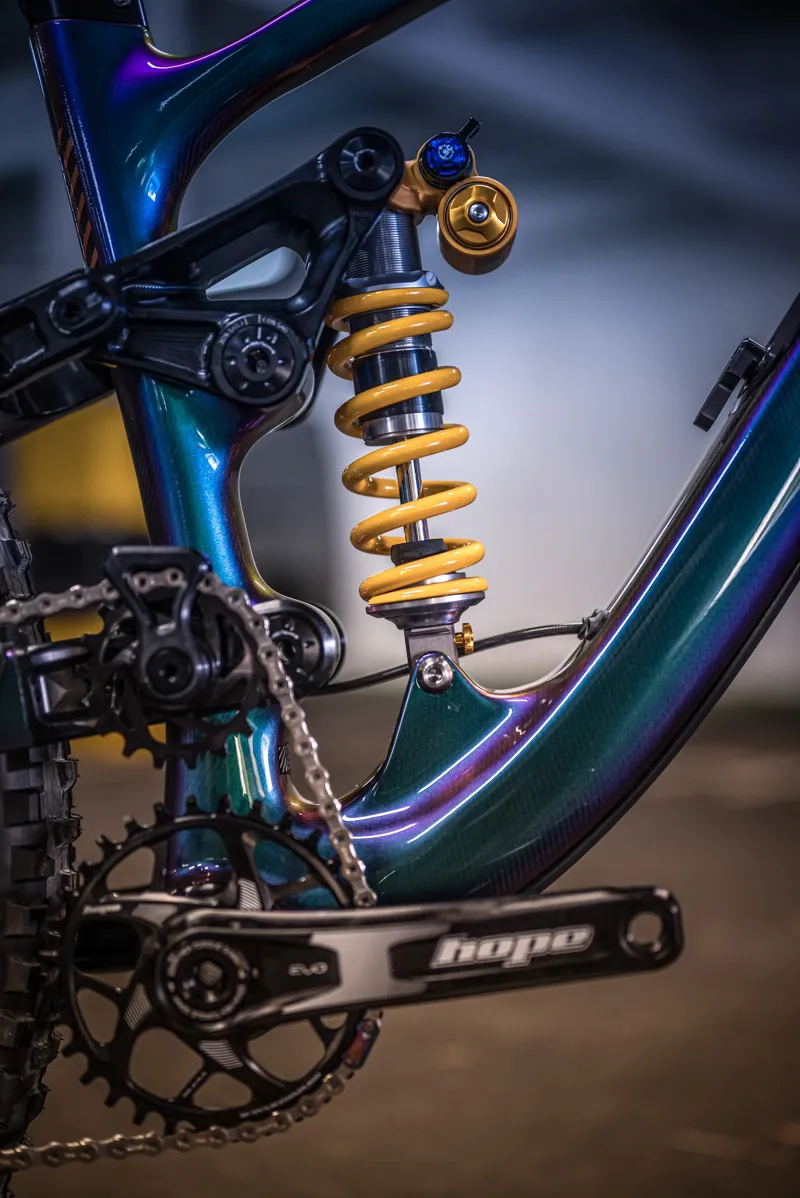 Hope HB916 XX1 AXS Custom H2 Mountain Bike 2023 Chameleon-5