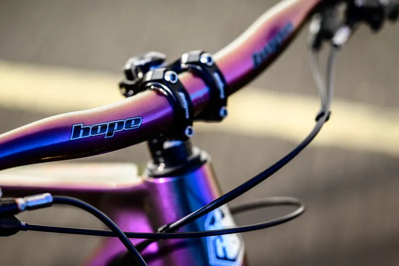 Hope HB916 H3 Custom Build Mountain Bike 2023 Chameleon-7