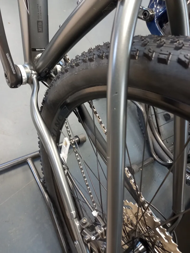 2nd Hand Trek X-Caliber 8 M/L Mountain Bike Lithium Grey-2