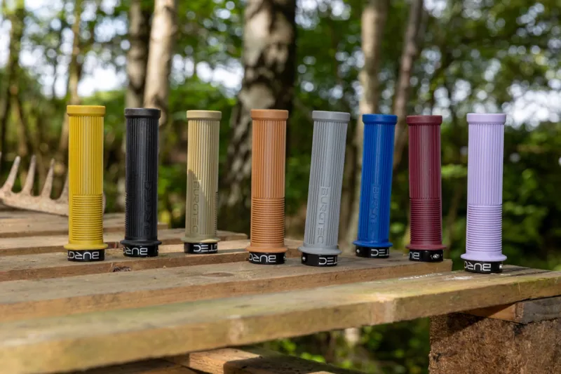 Burgtec Bartender Pro Josh Bryceland Signature Grips Grip Khaki-3