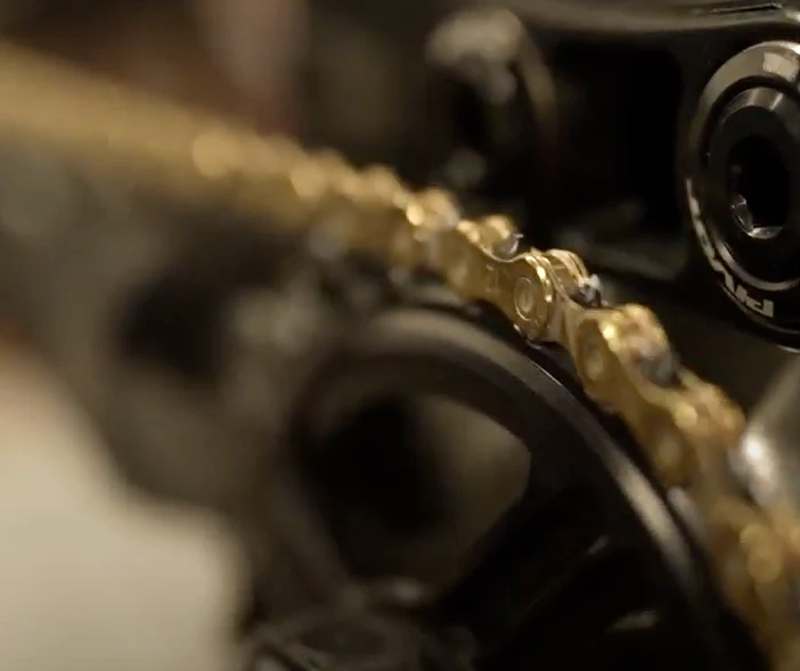 KMC X11-SL 11 Speed Waxed Chain 118 Links Ti-N Gold/Black-1