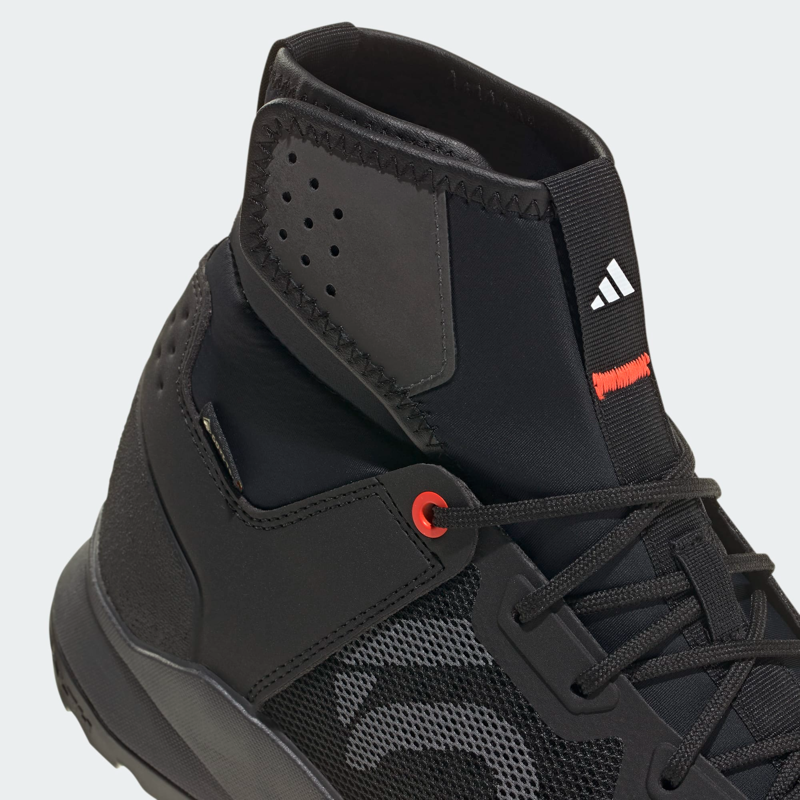 510 Trailcross GTX Gore-Tex MTB Flat Shoe Core Black-6