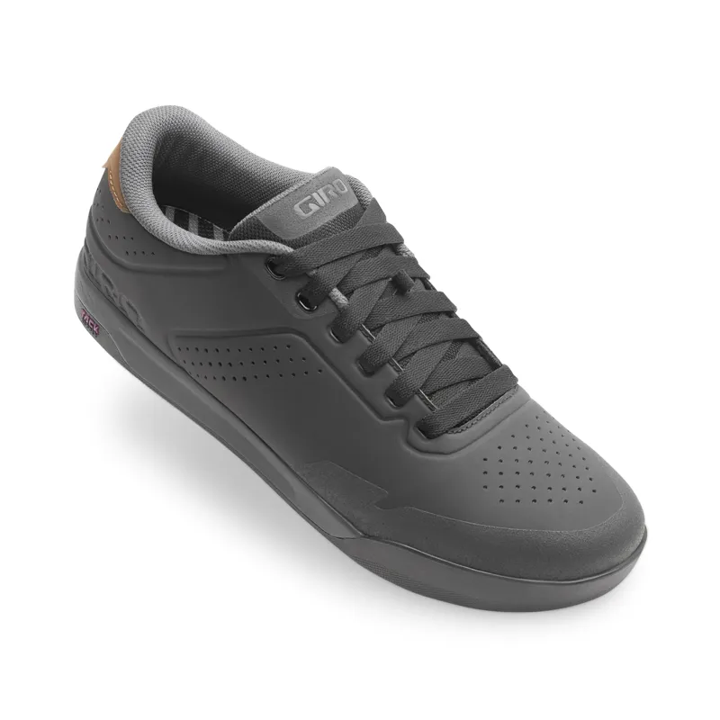 Giro Latch MTB Flat Shoe Women Black-1