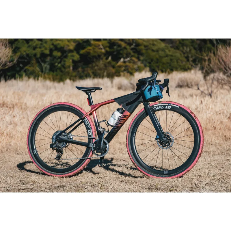 Panaracer GravelKing Slick Colour Edition 2025 TLR Gravel Tyre: Cranberry/Black-1