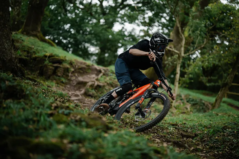 Whyte E-180 RSX Electric Bike 2025 Gloss Orange/Matt Black-4