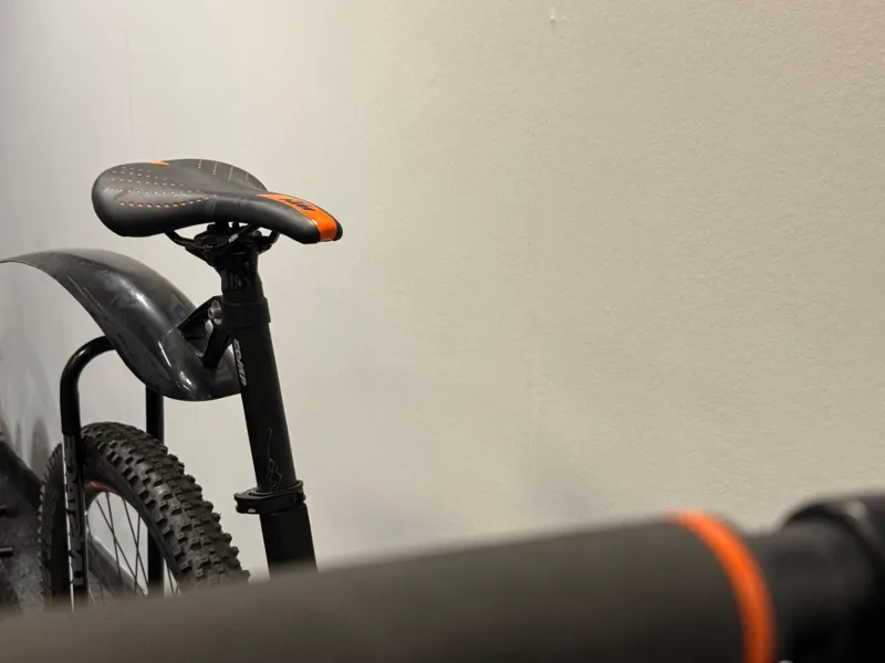 Second Hand KTM Macina 272 Action 27.5in Electric Mountain Bike 2017 Black/Orange-9