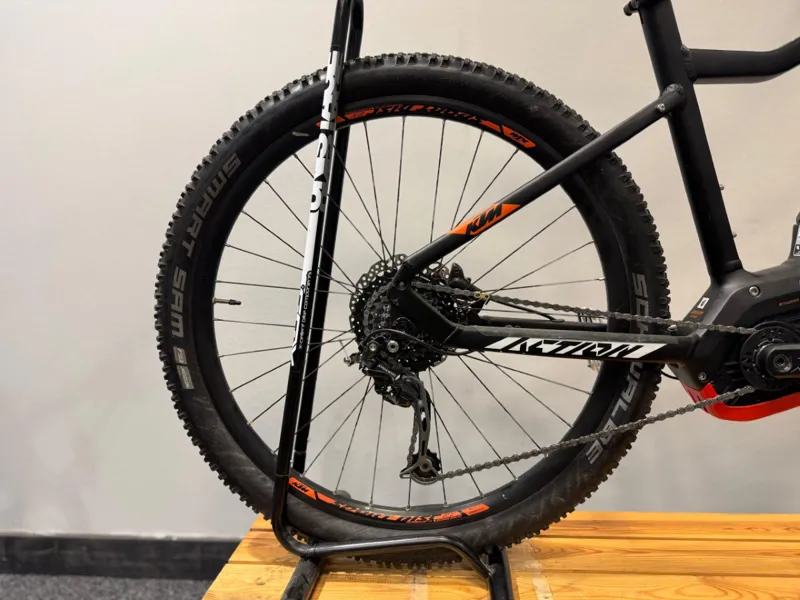 Second Hand KTM Macina 272 Action 27.5in Electric Mountain Bike 2017 Black/Orange-4