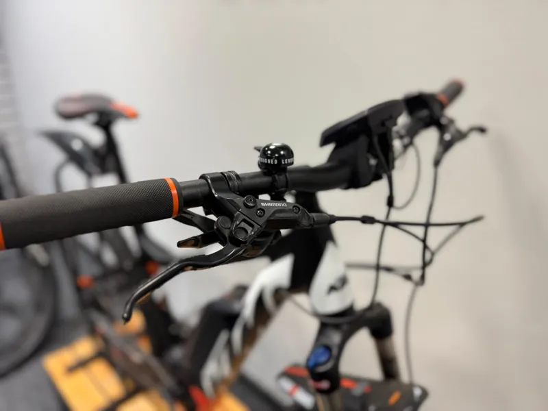 Second Hand KTM Macina 272 Action 27.5in Electric Mountain Bike 2017 Black/Orange-8