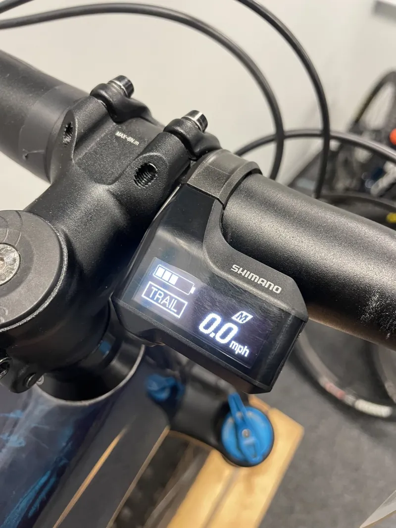 Second Hand Orbea Rise M20 29er Large Electric Mountain Bike 2022 Coal Blue/Red Gold-2