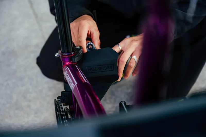 Brompton A C P T Line 16in Puncture Pouch Multitool and Inner Tube-2