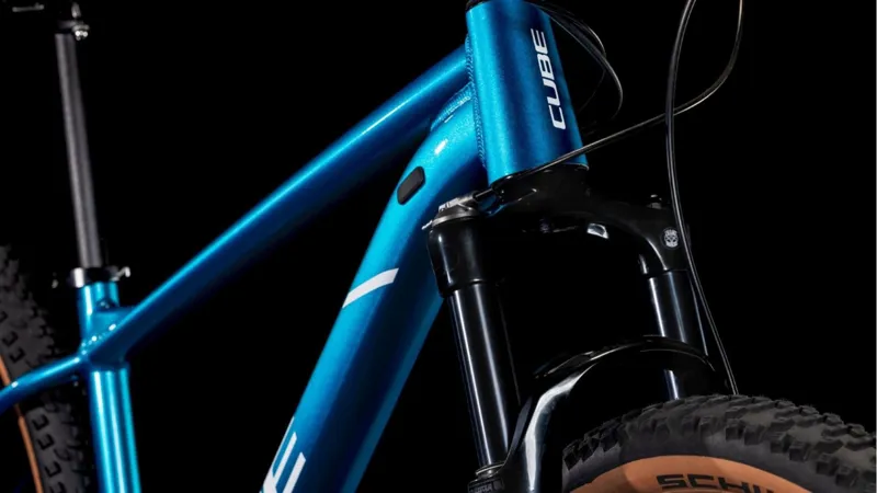 Cube Attention Pro Hardtail Mountain Bike 2025 Metallic Teal/White-3