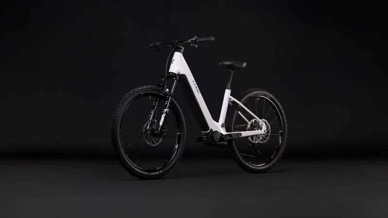 Cube Reaction Hybrid Race 800 Easy Entry Electric Bike 2027 Snow/Black-3