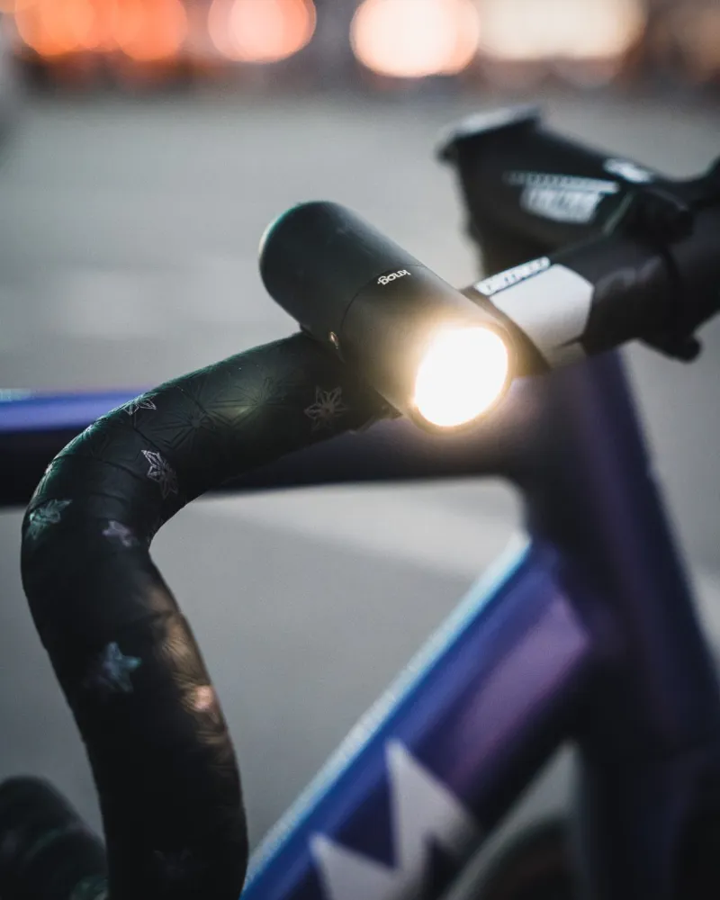 Knog Plugger Front Light Ninja Black-1