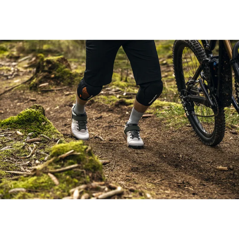 Shimano GE700 MTB Clip In Shoe Grey-5