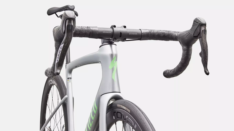 Specialized Tarmac SL9 Expert SRAM Force AXS Road Bike 2027 Gloss Silver Dust/Powder Lime-3