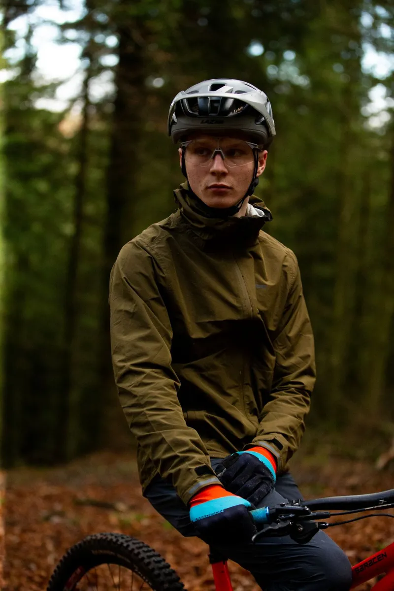 Madison Roam 2.5L Waterproof Jacket Chilli Red-7