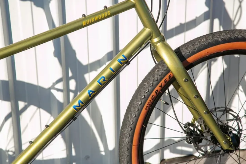 Marin Muirwoods Hybrid Bike 2026 Gold-2