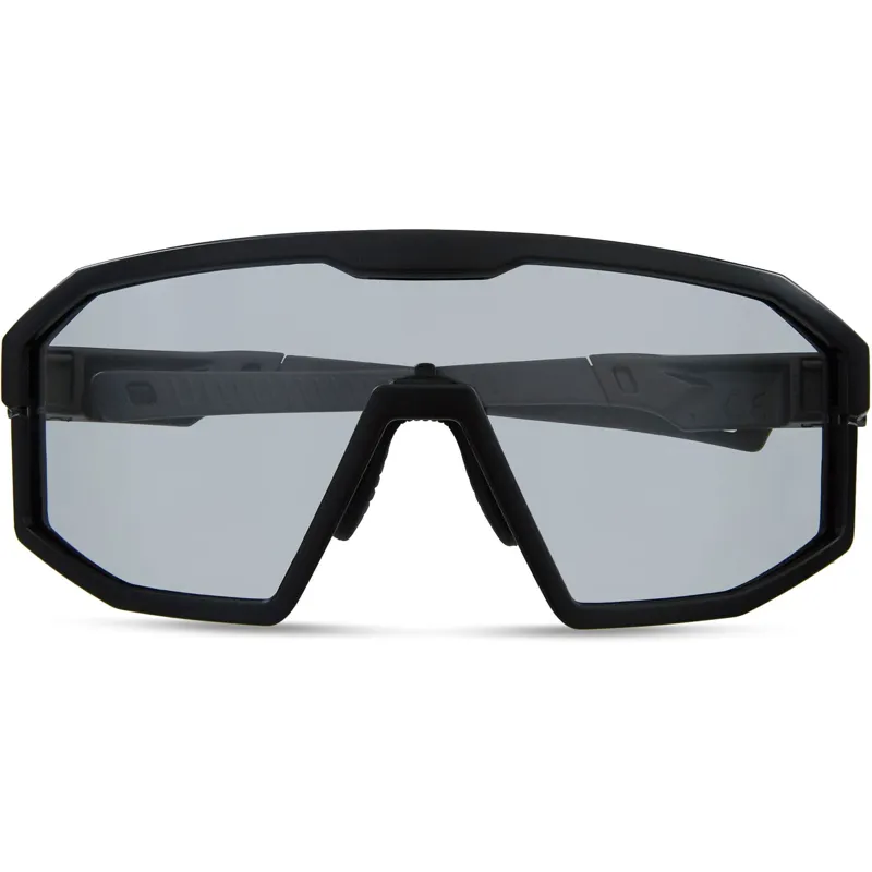 Madison Enigma Sunglasses Matt Black/Clear-4