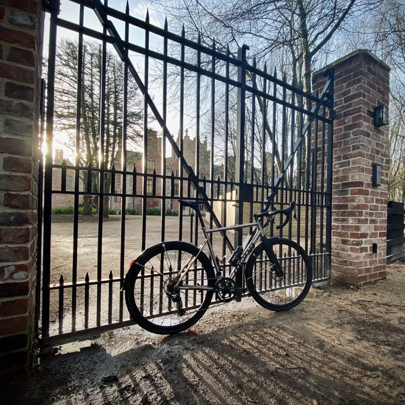 Moda Strega GRX Titanium Gravel Bike 2022 Silver-1