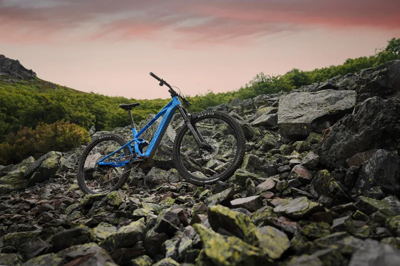 Mondraker Sly R Electric Bike 2025 Blue/Obsidian/Silver-9