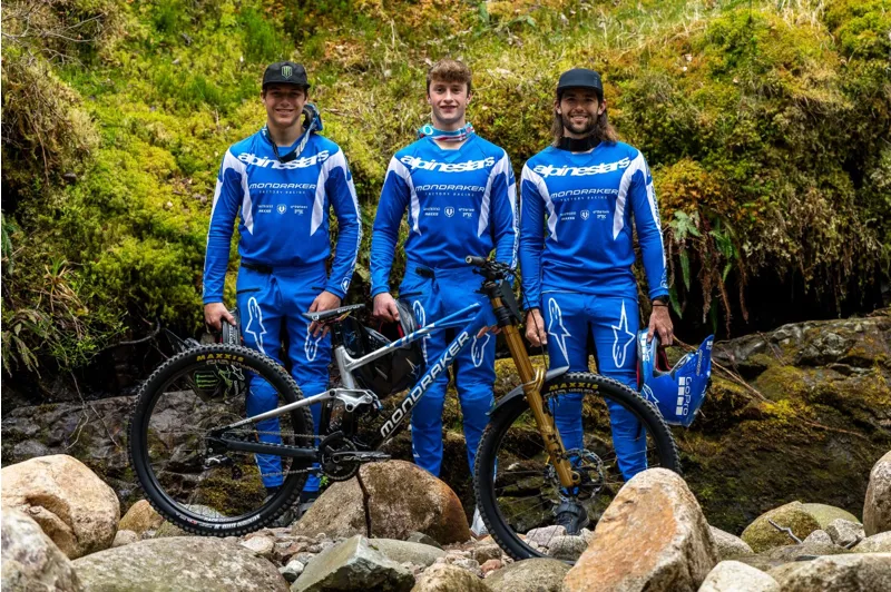 Mondraker Summum RR Mullet Mountain Bike 2025 Carrera Blue-5