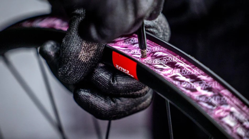 Muc-Off Ultimate Tubeless Kit-1