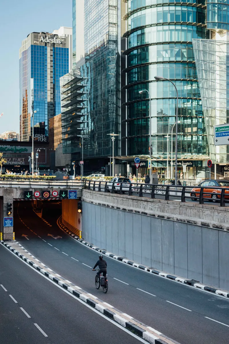 Orbea Kemen Mid 10 Electric Bike 2022/23 Green-5