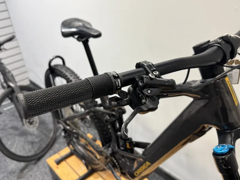 Ex Demo Orbea Wild M10 Medium Electric Bike 2023 Cosmic Carbon View-8