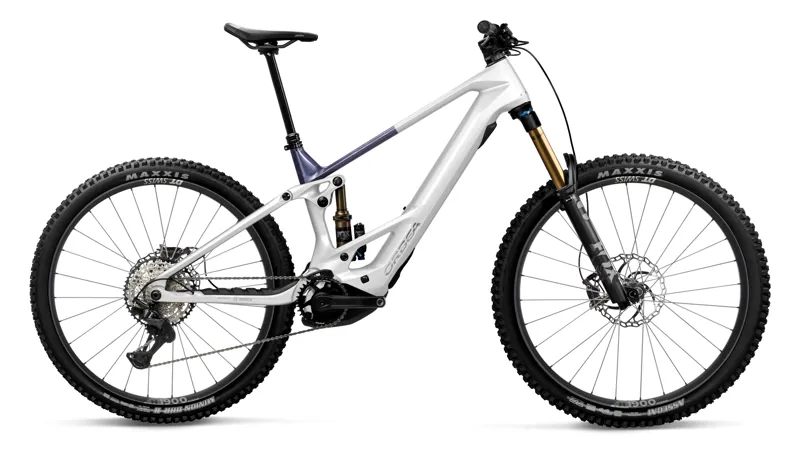 Orbea Wild TR M10 Electric Bike 2027 White Chic/Tanzanite Evo Carbon View